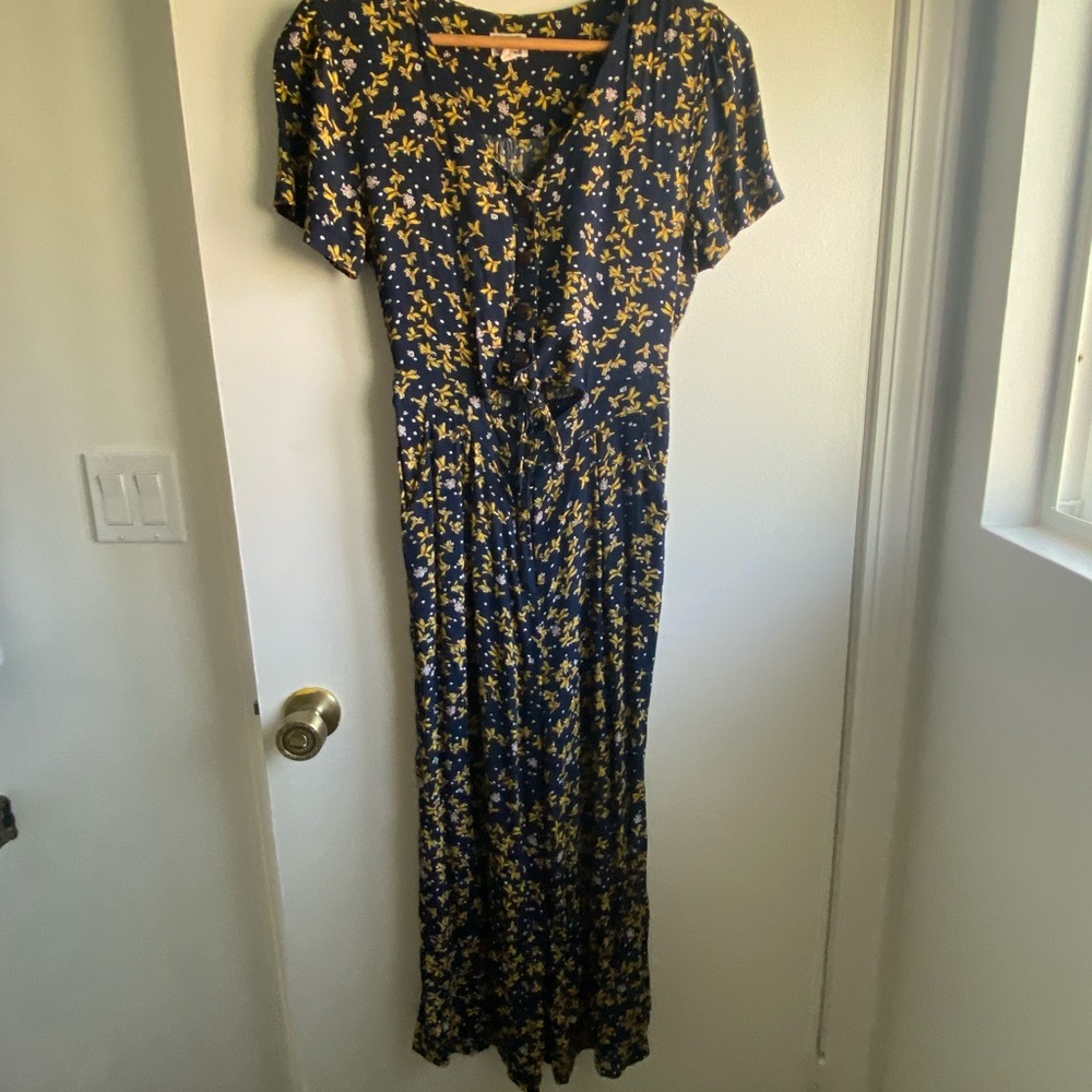 Mo Vint Jumpsuit peek-a-boo tummy